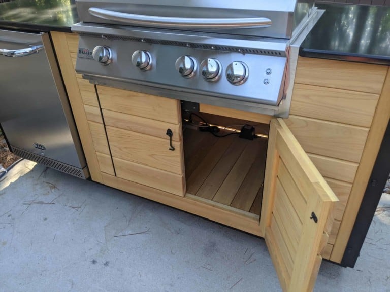 Custom BBQ Stations and Grills with Free Delivery in North Raleigh