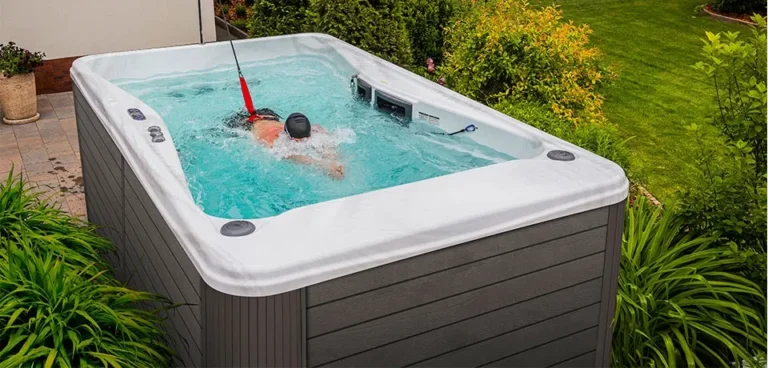The Wellis Danube Swim Spa