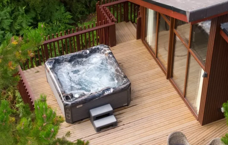 London Hot Tub in Forest