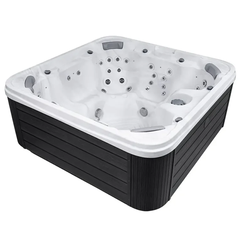 Chicago Hot Tub for Sale