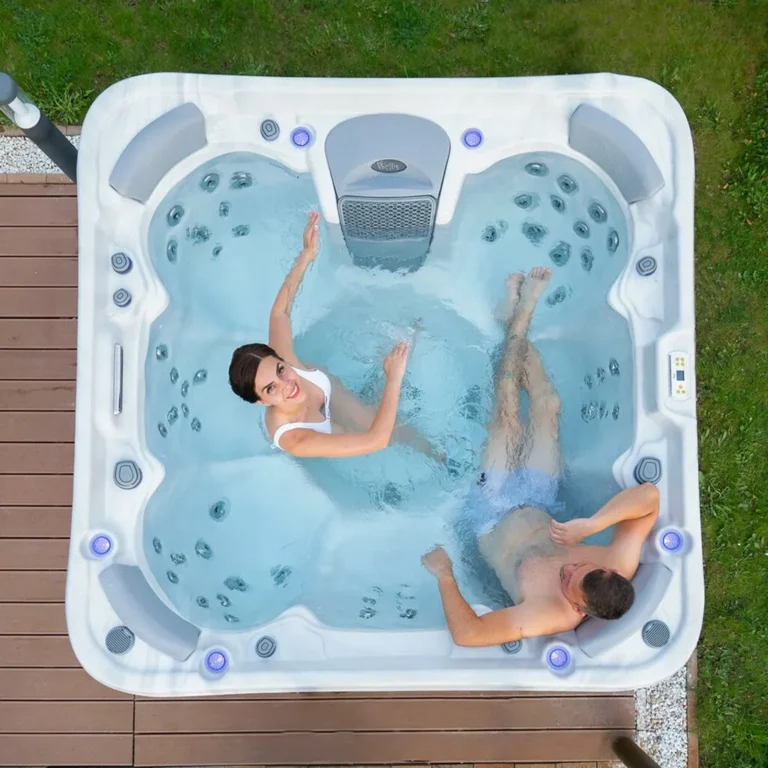 Wellis Vienna Life Hot Tub Overhead