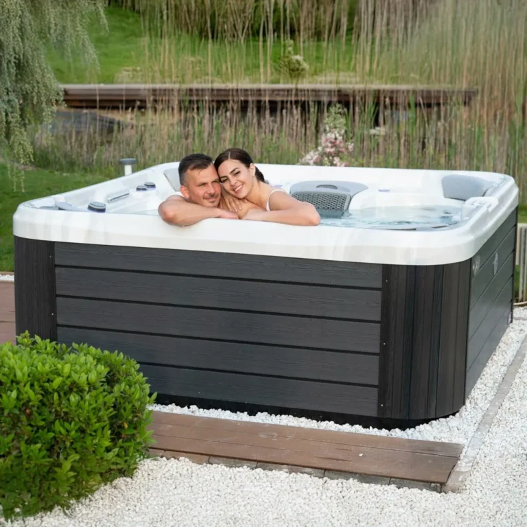 Wellis Vienna Life Hot Tub for Families
