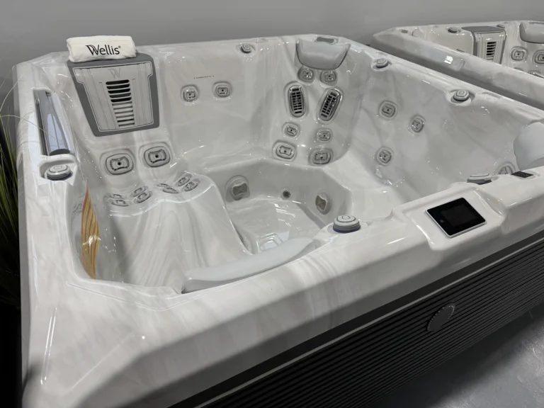 Wellis Spa Atlas Life Hot Tub for Sale