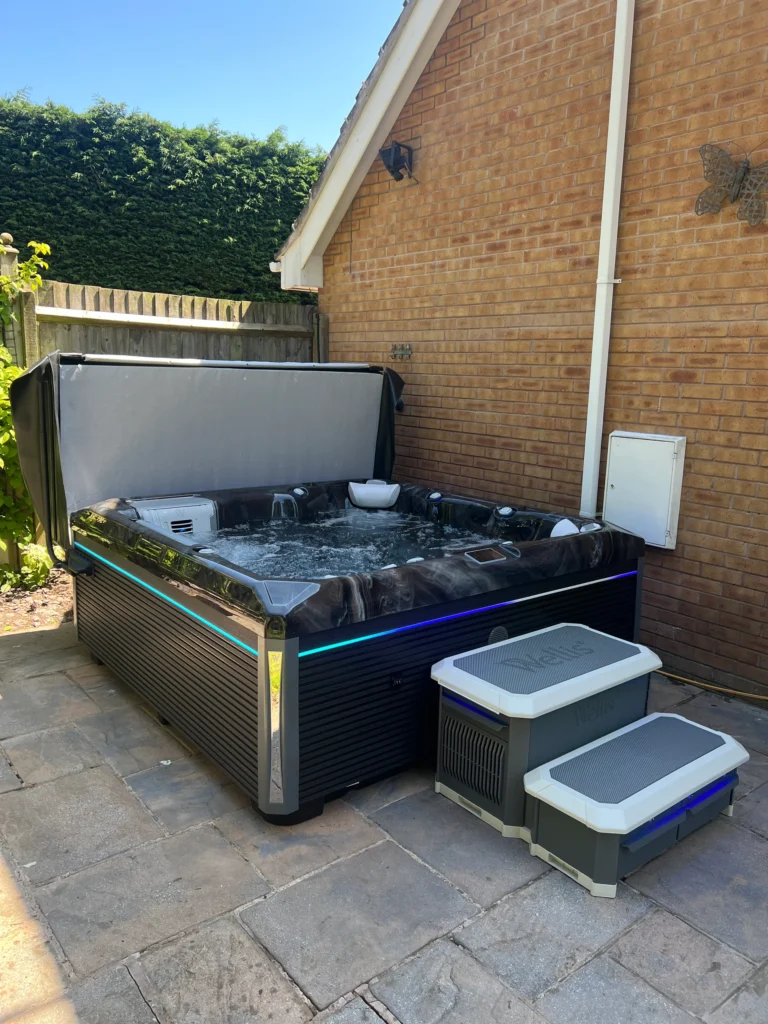 Wellis Hot Tubs for Sale