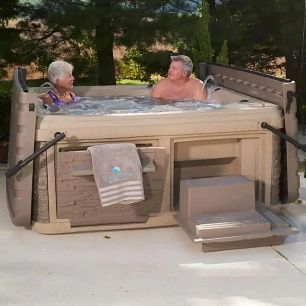 Strong Spas Durasport G2 Legend 28 Lifestyle